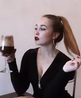 Проститутка Алисия